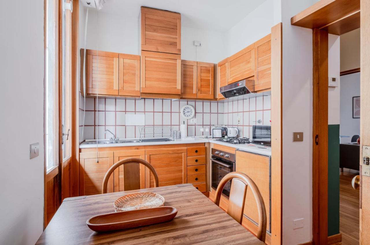 Santa Croce - Chic Retreat In The Heart Of Флоренция Экстерьер фото